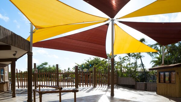 triangle sail shade, sail shade, custom sail shade, custom sail shade structure, commercial shade structure, sail structure, custom shade structure, shade structures, Commercial shade structures, shade canopy
