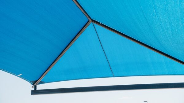 hanging cantilever shade, square cantilever umbrella shade, shade structure, commercial shade structure, sail structure, custom shade structure, Commercial shade structures, shade canopy