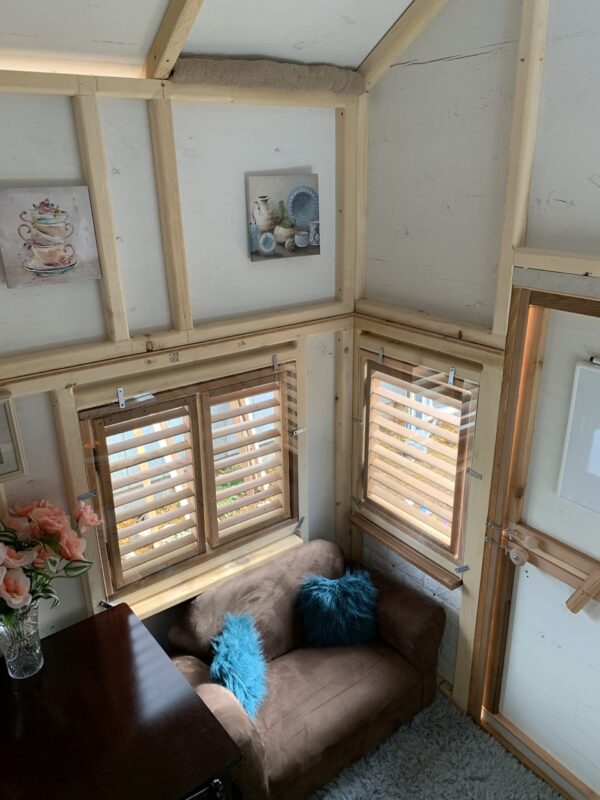 Cottage with Loft and Covered Front Porch - Image 14