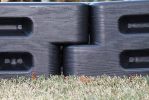 Plastic Borders (view 3)